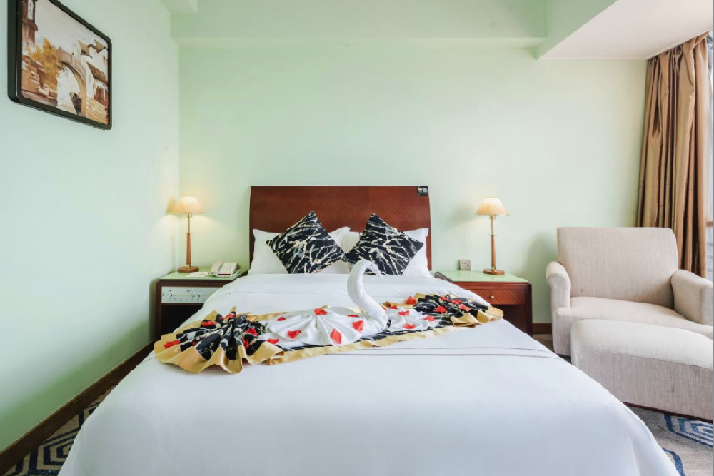 海南鑫源温泉大酒店商务大床房【会议用房】